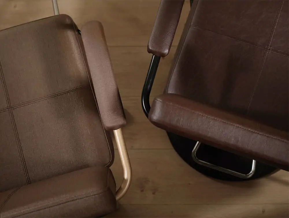 Friseurstühle im IDEA Showroom